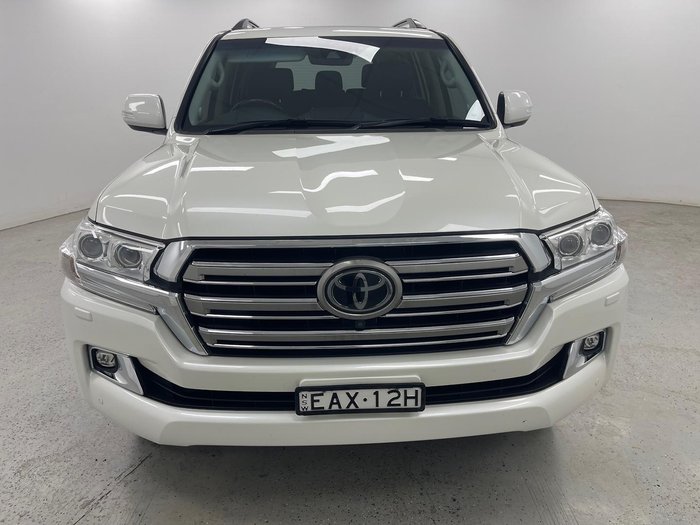 2019 Toyota Landcruiser Sahara VDJ200R 4X4 Dual Range Crystal Pearl