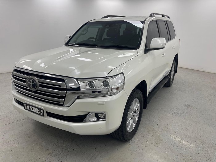 2019 Toyota Landcruiser Sahara VDJ200R 4X4 Dual Range Crystal Pearl