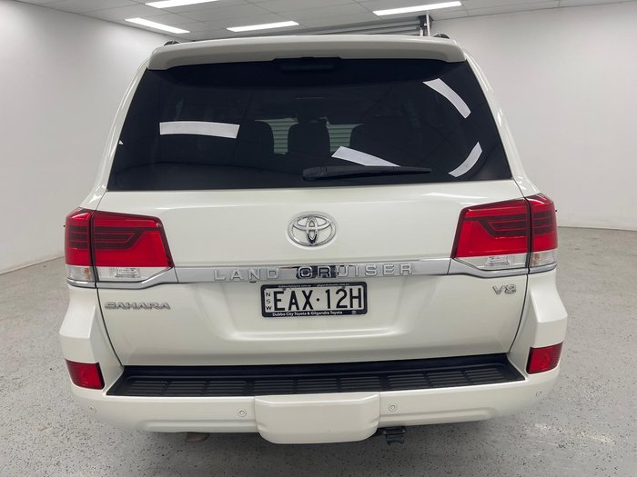 2019 Toyota Landcruiser Sahara VDJ200R 4X4 Dual Range Crystal Pearl