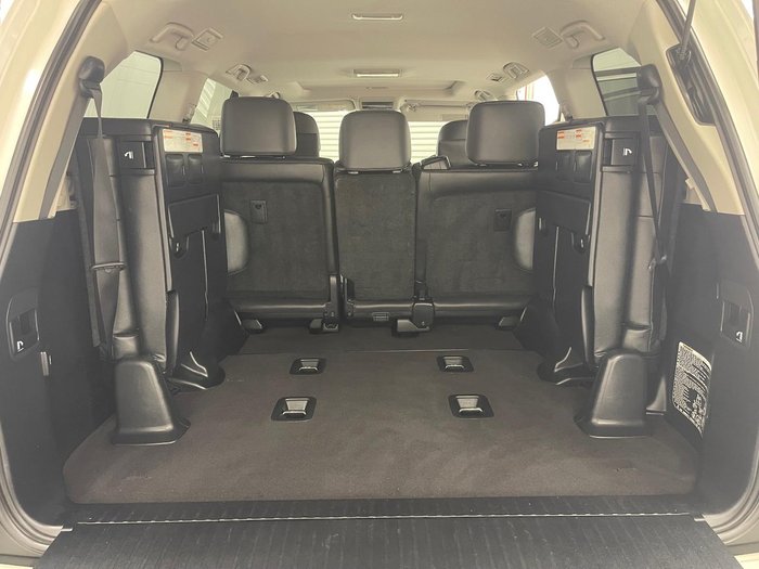 2019 Toyota Landcruiser Sahara VDJ200R 4X4 Dual Range Crystal Pearl