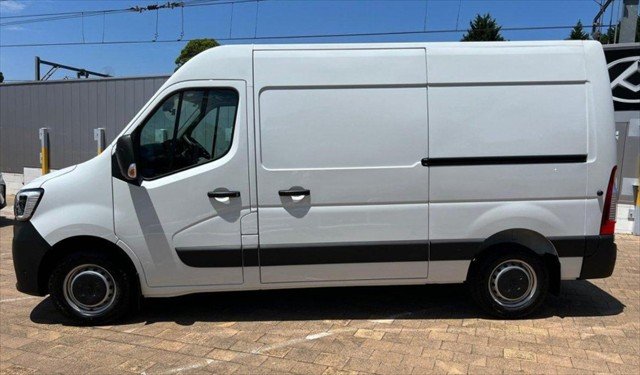 2025 Renault Master Pro 110kW