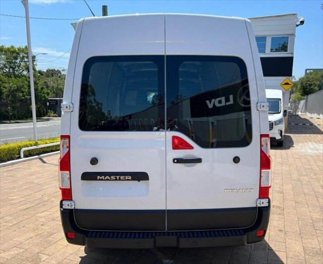 2025 Renault Master Pro 110kW