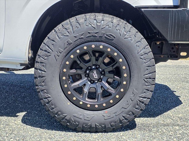 2019 Nissan Navara RX