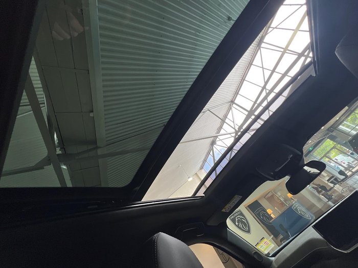 2024 Peugeot 2008 GT Hybrid