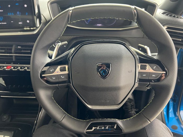 2024 Peugeot 2008 GT Hybrid