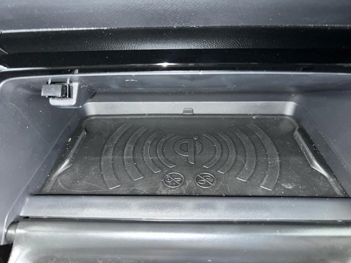 2024 Peugeot 2008 GT Hybrid