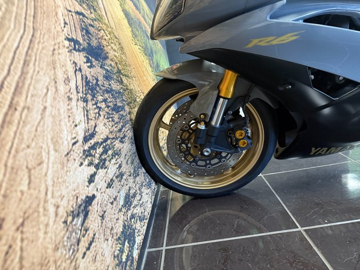 2008 Yamaha YZF-R6 BLUE