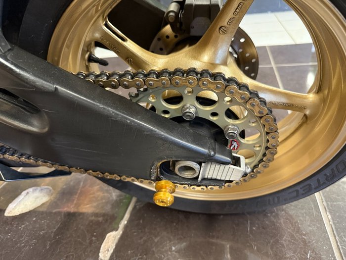 2008 Yamaha YZF-R6 BLUE