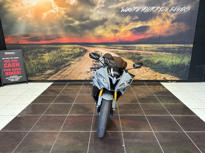 2008 Yamaha YZF-R6 BLUE