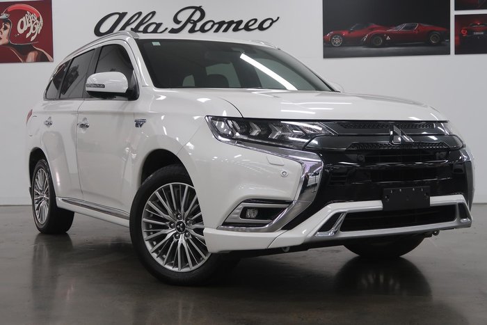 2021 Mitsubishi Outlander Exceed