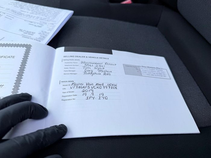 2019 Renault Master X62 Mineral White