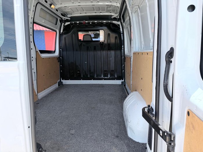 2019 Renault Master X62 Mineral White