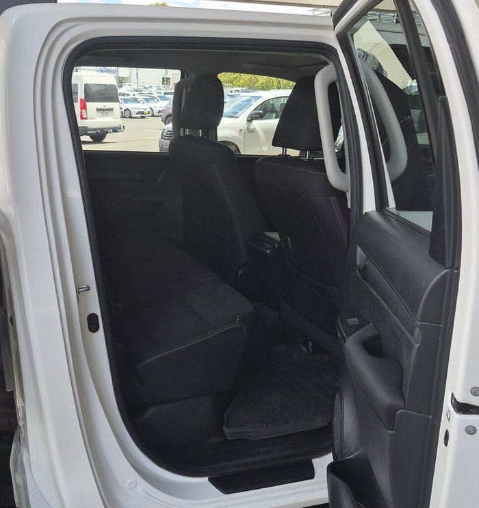 2021 Toyota Hilux SR