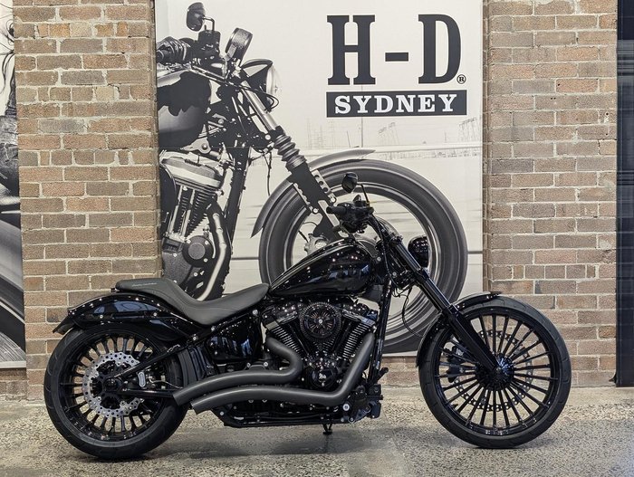 2025 Harley-Davidson Breakout 117 (FXBR) Softail Black