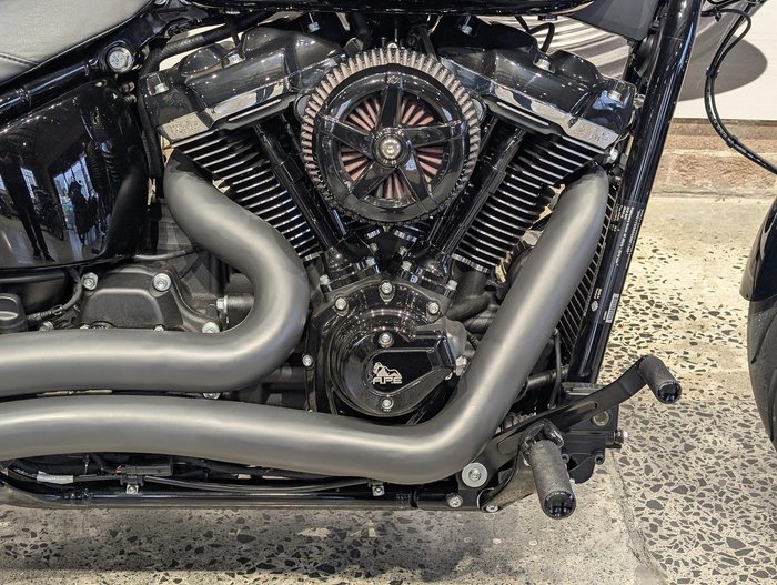 2025 Harley-Davidson Breakout 117 (FXBR) Softail Black