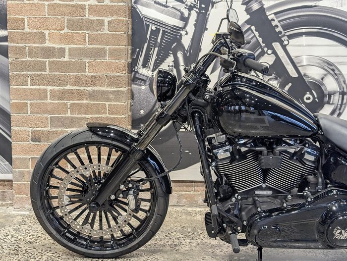 2025 Harley-Davidson Breakout 117 (FXBR) Softail Black