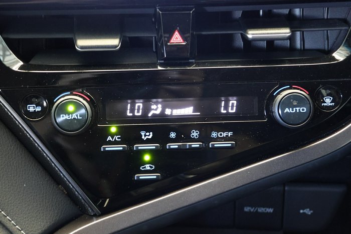 2023 Toyota Camry SX