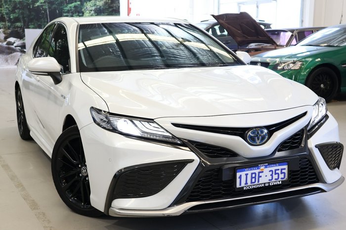2023 Toyota Camry SX