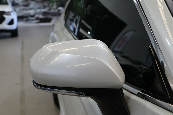 2023 Toyota Camry SX