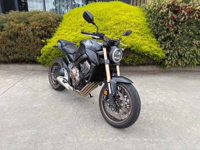 2022 Honda CB650R Black
