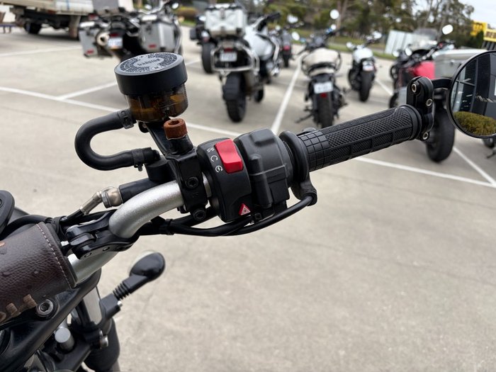 2017 Triumph STREET SCRAMBLER