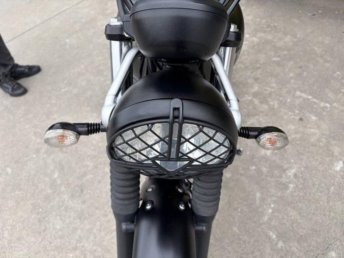 2017 Triumph STREET SCRAMBLER