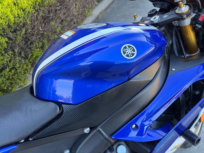 2012 Yamaha YZF-R6 Blue