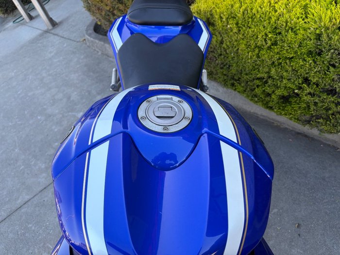 2012 Yamaha YZF-R6 Blue