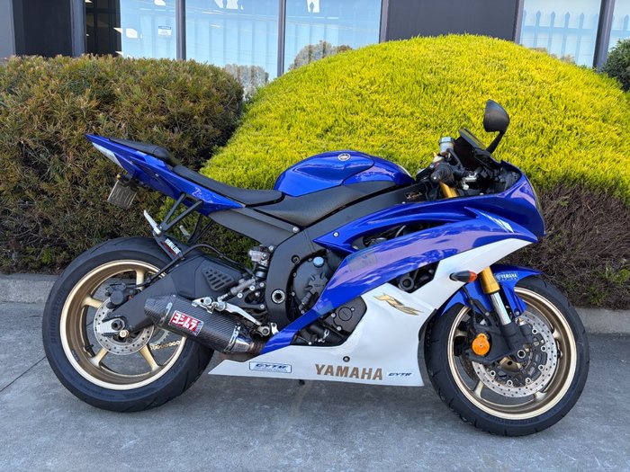 2012 Yamaha YZF-R6 Blue