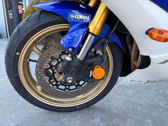 2012 Yamaha YZF-R6 Blue