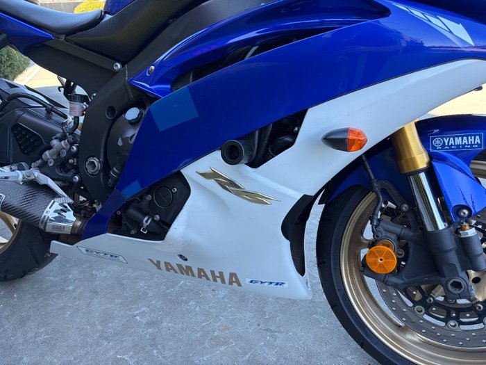 2012 Yamaha YZF-R6 Blue