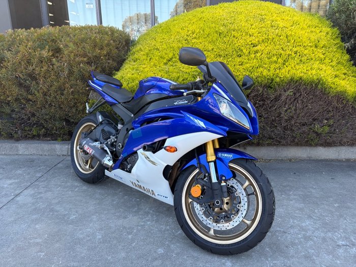 2012 Yamaha YZF-R6 Blue