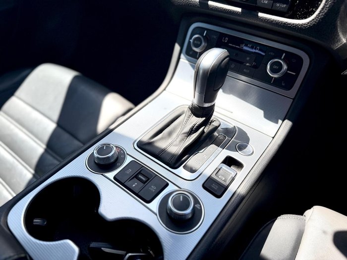 2016 Volkswagen Touareg V8 TDI R-Line 7P MY16 Four Wheel Drive Pure White