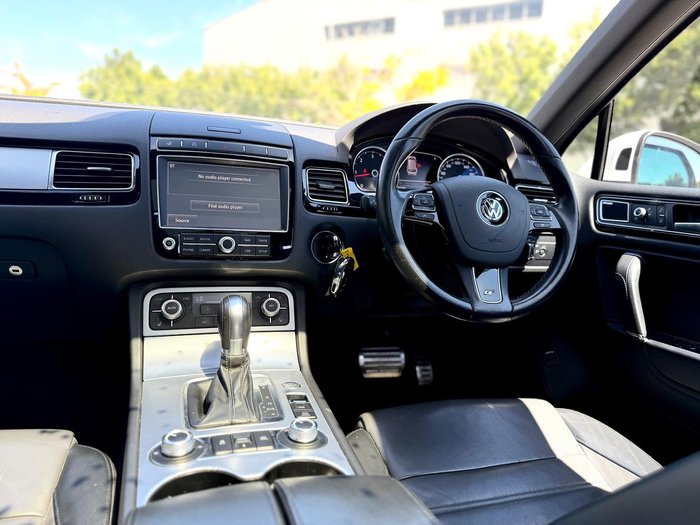 2016 Volkswagen Touareg V8 TDI R-Line 7P MY16 Four Wheel Drive Pure White