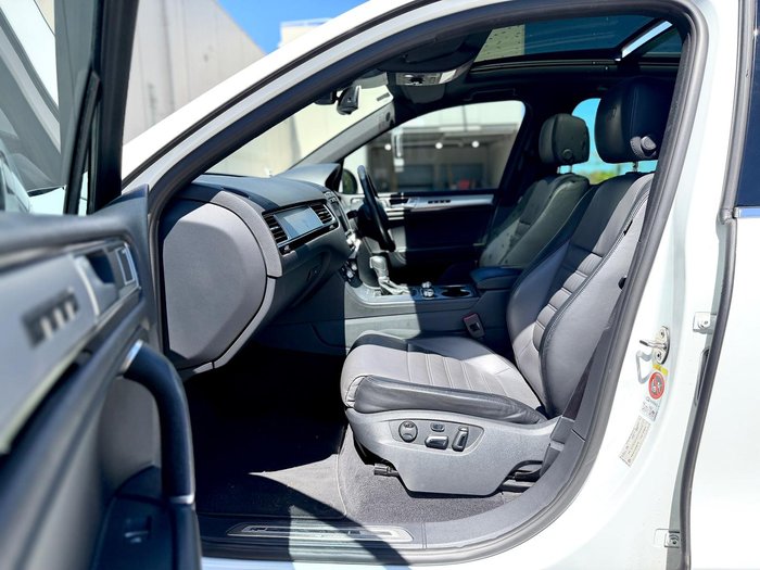 2016 Volkswagen Touareg V8 TDI R-Line 7P MY16 Four Wheel Drive Pure White