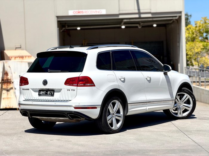 2016 Volkswagen Touareg V8 TDI R-Line 7P MY16 Four Wheel Drive Pure White