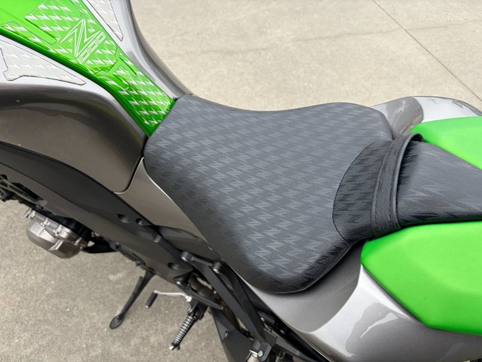 2014 Kawasaki Z1000 Grey