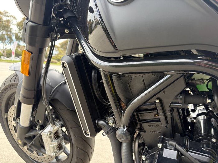 2022 Benelli LEONCINO (ABS) BLACK