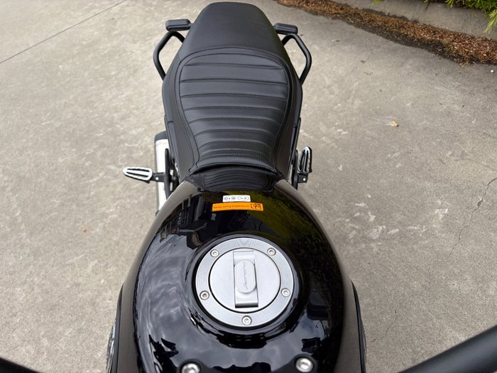 2022 Benelli LEONCINO (ABS) BLACK