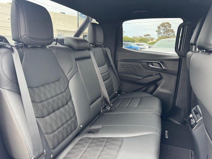 2025 Isuzu D-MAX LS-U+