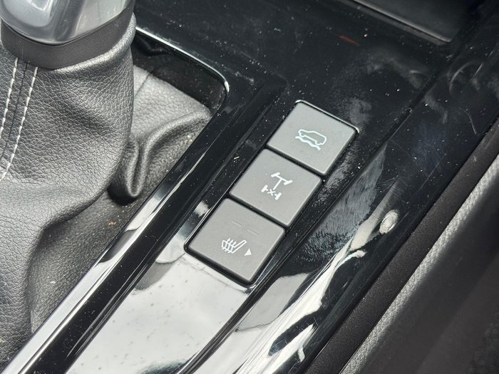 2025 Isuzu D-MAX LS-U+