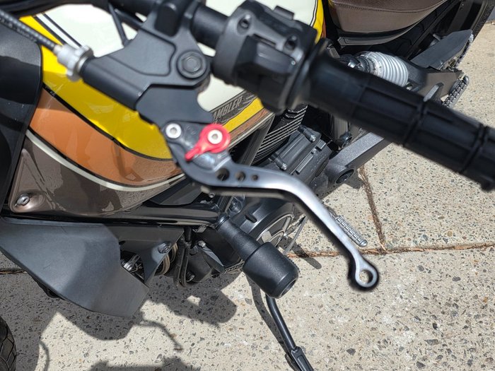 2017 DUCATI SCRAMBLER CLASSIC YELLOW