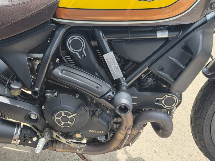 2017 DUCATI SCRAMBLER CLASSIC YELLOW