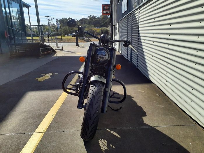 2021 Indian Chief Bobber Dark Horse 1890 Chief Green