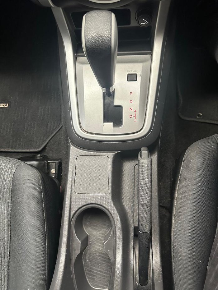 2015 Isuzu MU-X LS-U MY15 4x2 Silky White