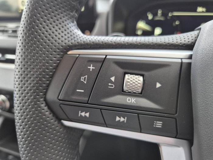 2025 Mitsubishi Outlander LS