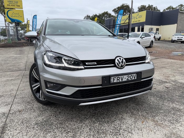 2017 VOLKSWAGEN GOLF