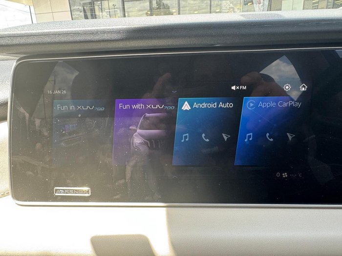 2023 Mahindra XUV700 AX7L