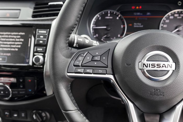 2025 Nissan Navara ST-X