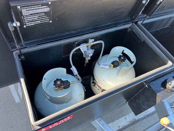 2024 Southern Cross Signature Series 19' Slide Out